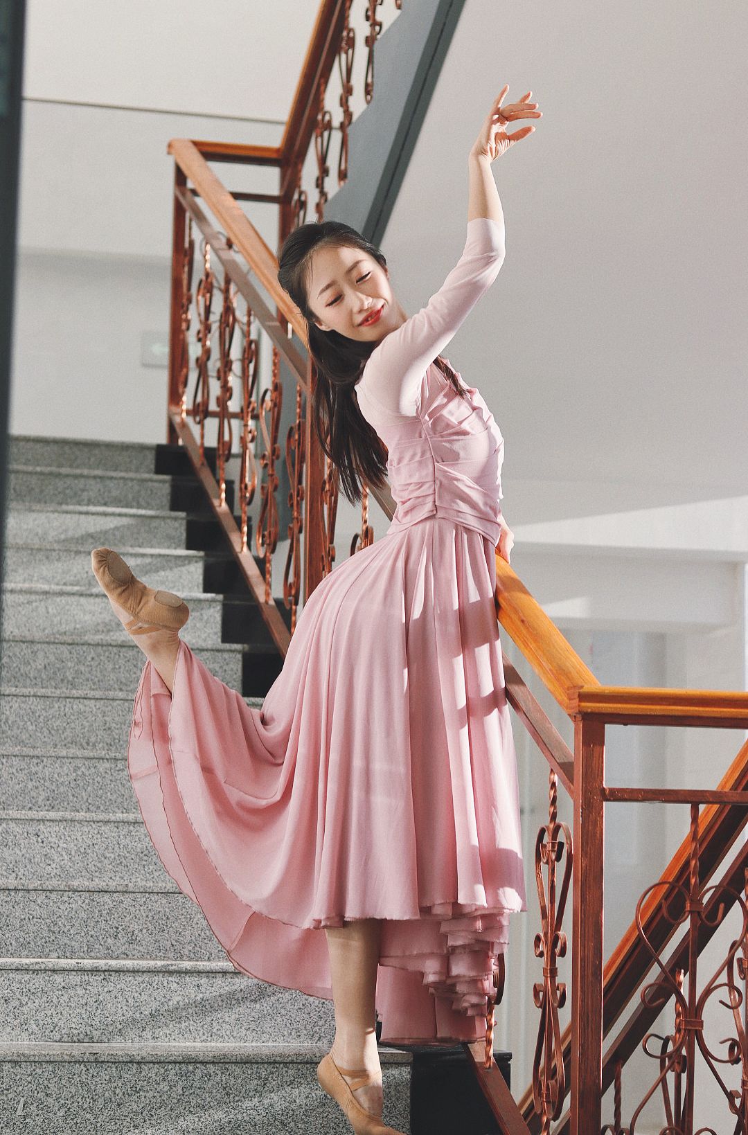 李辉